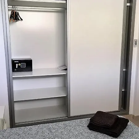 Appartement Yumbo - Tanife Roos